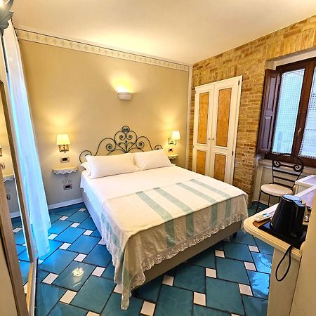 Bed and Breakfast Residenza Sveva Termoli Esterno foto